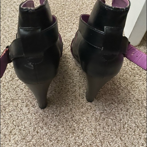 Black casual heels - Picture 2 of 5